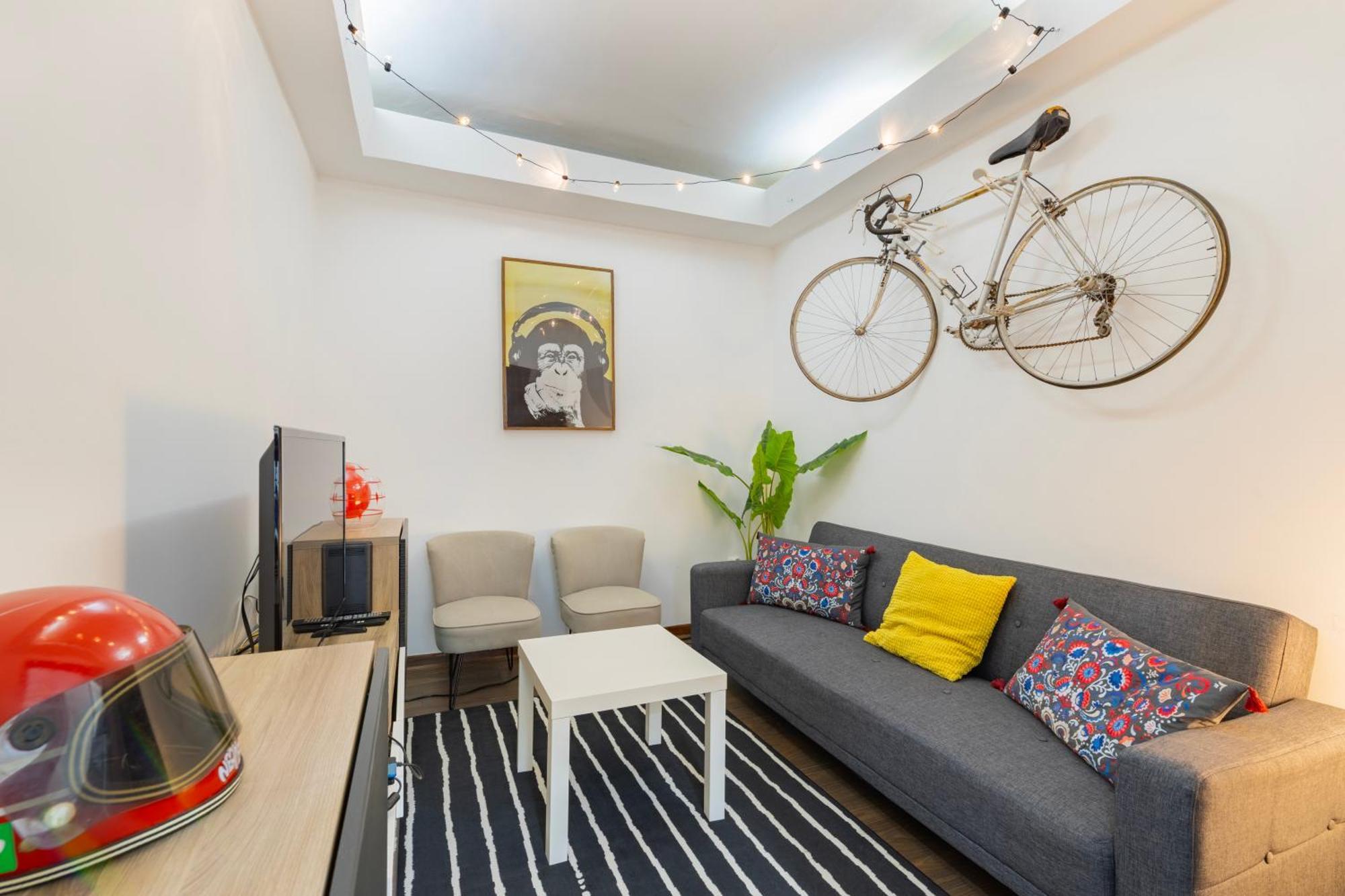 Remodeled Historical Apartment In The City Center Fundão Exterior foto