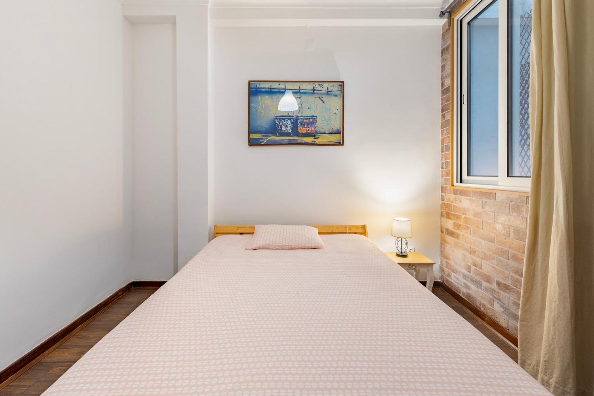 Remodeled Historical Apartment In The City Center Fundão Exterior foto