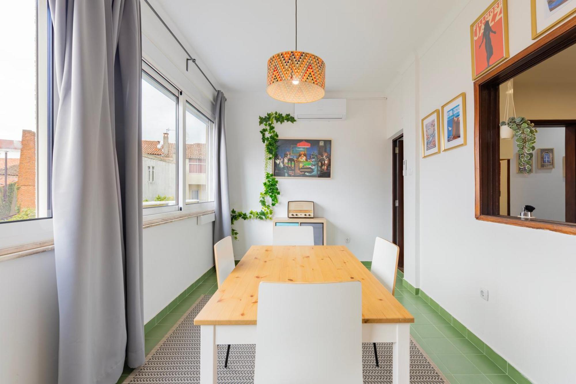 Remodeled Historical Apartment In The City Center Fundão Exterior foto